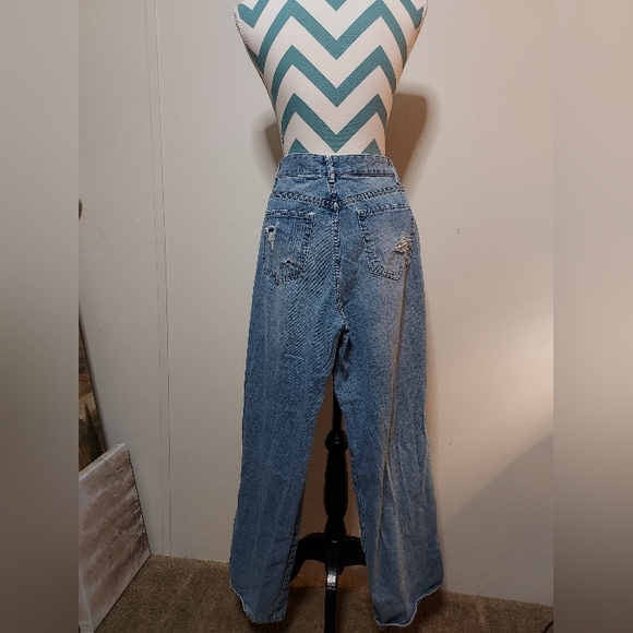 REFUGE Denim Ultra High Rise Wide Leg - Picture 2 of 7